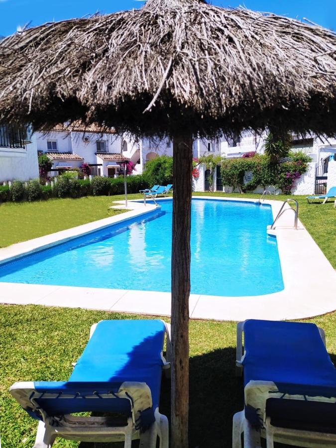 Paraiso Y Mar Apartment Естепона Екстериор снимка