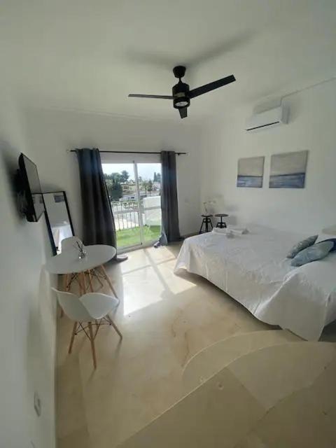 Paraiso Y Mar Apartment Естепона Екстериор снимка
